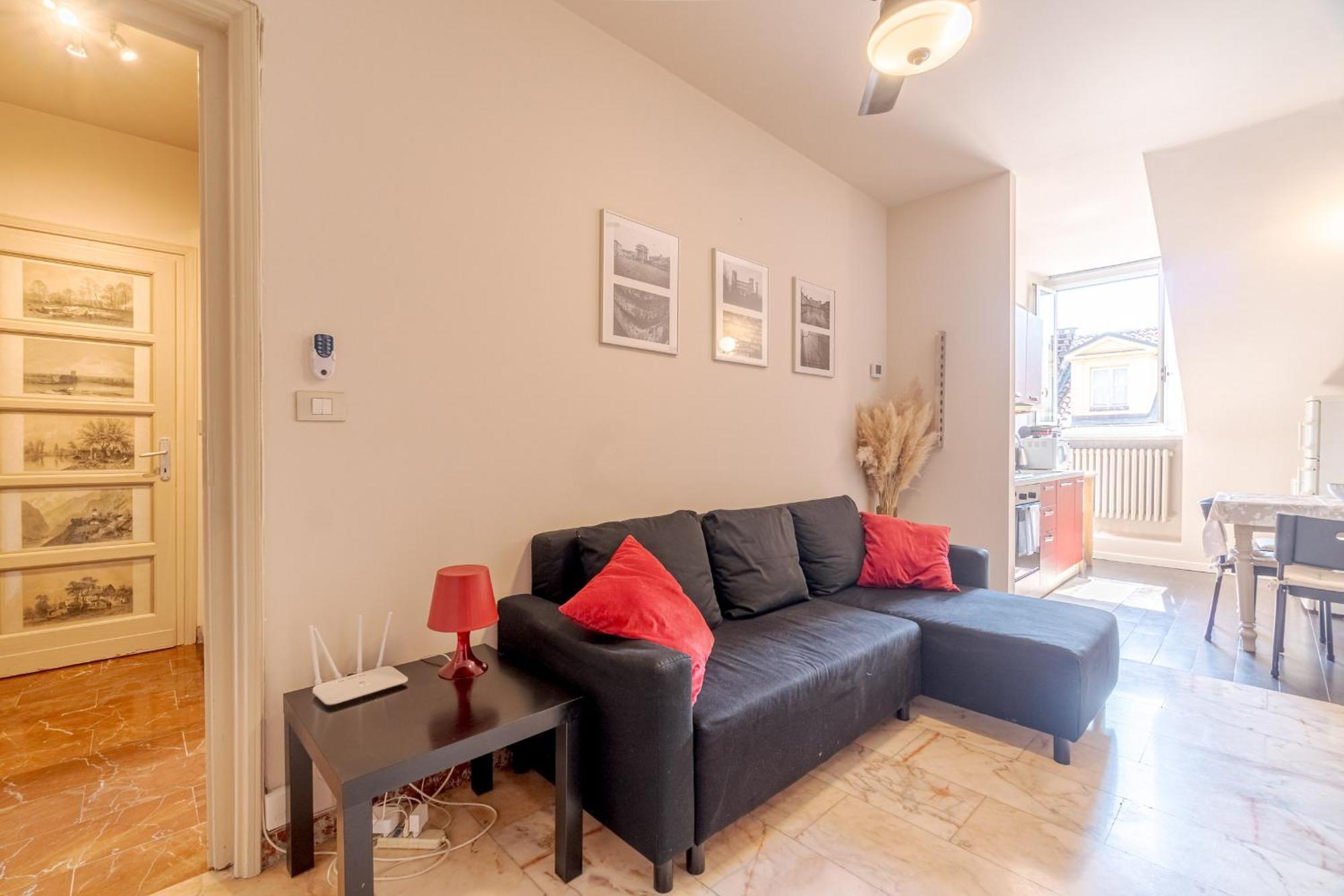 Casa Valeggio Attic Apt Few Steps From Porta Nuova Apartment Turin Bagian luar foto