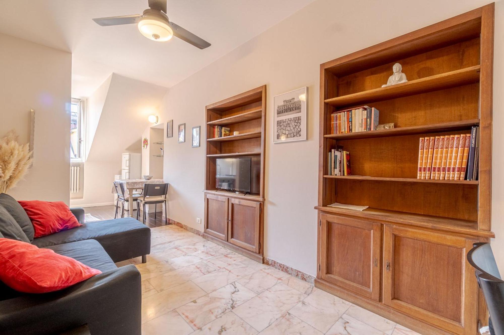 Casa Valeggio Attic Apt Few Steps From Porta Nuova Apartment Turin Bagian luar foto