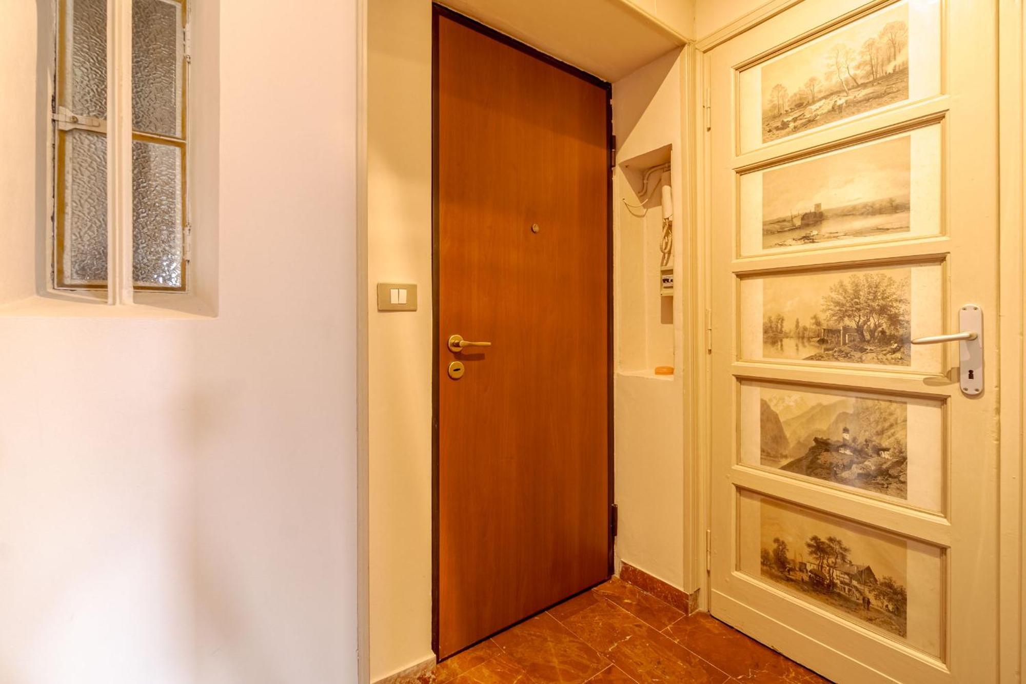 Casa Valeggio Attic Apt Few Steps From Porta Nuova Apartment Turin Bagian luar foto